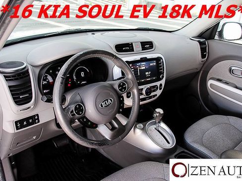 Used 2016 Kia Soul EV FWD image 21