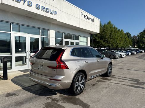 Used 2023 Volvo XC60 B5 Plus w/ Climate Package AWD/4WD image 3