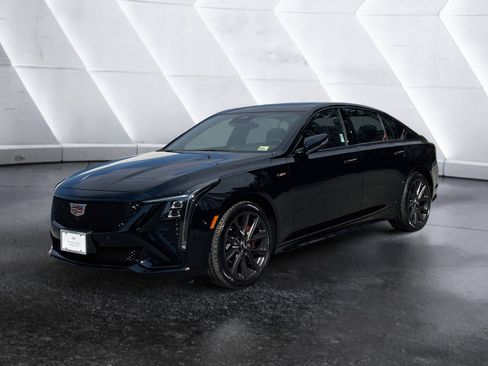 Used 2026 Cadillac CT5 V w/ Technology Package AWD/4WD image 2