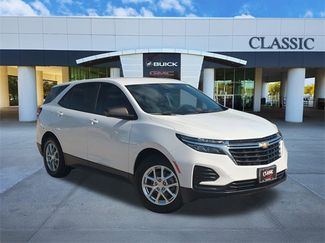 Used 2022 Chevrolet Equinox LS w/ LS Convenience Package image 1