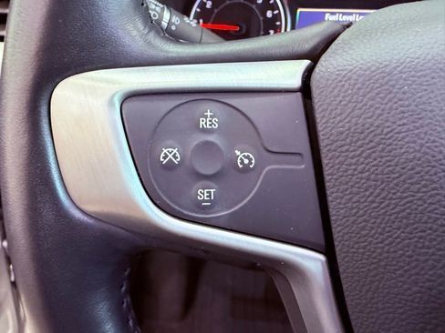 Used 2020 GMC Acadia SLT image 21