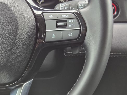 Certified 2025 Honda Pilot Touring image 25