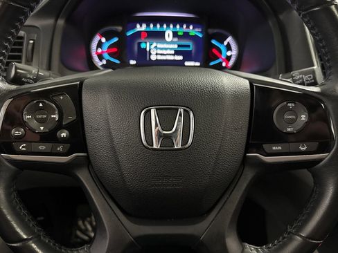 Used 2019 Honda Pilot Touring image 18
