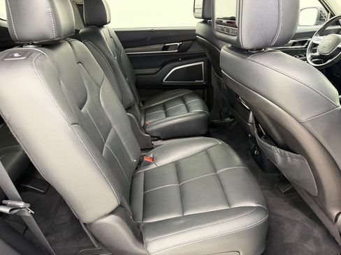 Used 2022 Kia Telluride EX w/ EX Premium Package FWD image 30