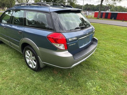 Used 2009 Subaru Outback 2.5i Special Edition AWD/4WD image 8
