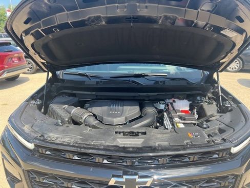 Certified 2024 Chevrolet Traverse RS w/ LPO, Floor Liner Package image 10