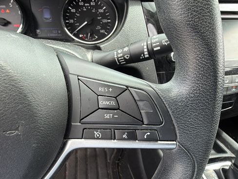 Used 2020 Nissan Rogue Sport S FWD image 27