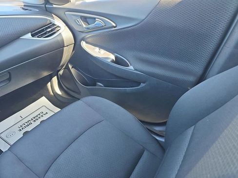Used 2024 Chevrolet Malibu LT image 12