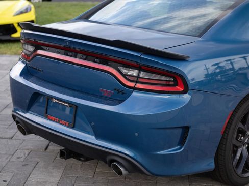 Used 2020 Dodge Charger R/T w/ Blacktop Package RWD image 13