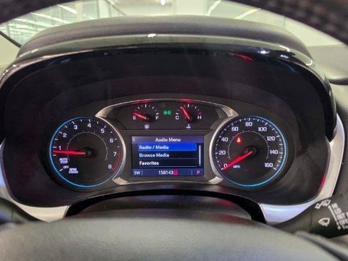 Used 2020 Chevrolet Traverse LT AWD/4WD image 19