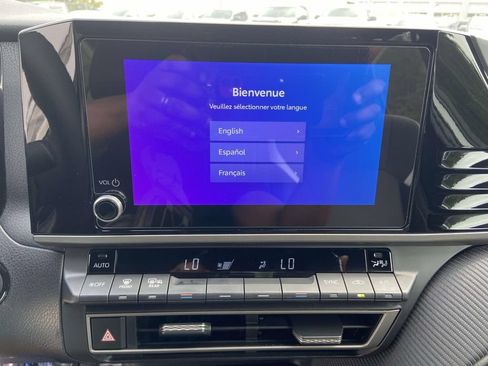 Used 2025 Toyota Camry SE FWD image 22