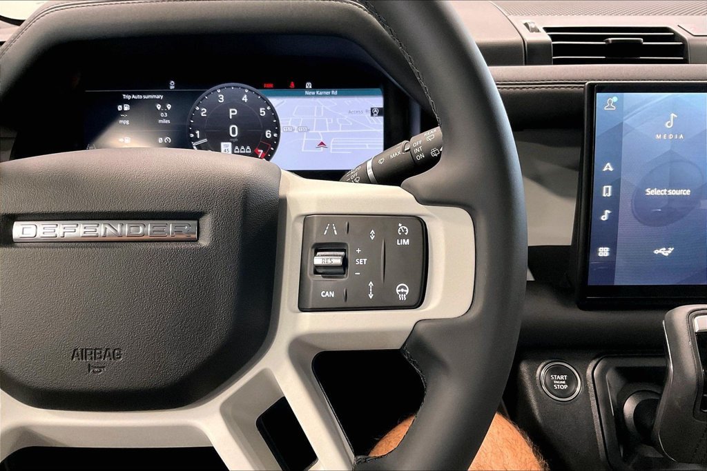 Certified 2025 Land Rover Defender 110 S AWD/4WD image 13