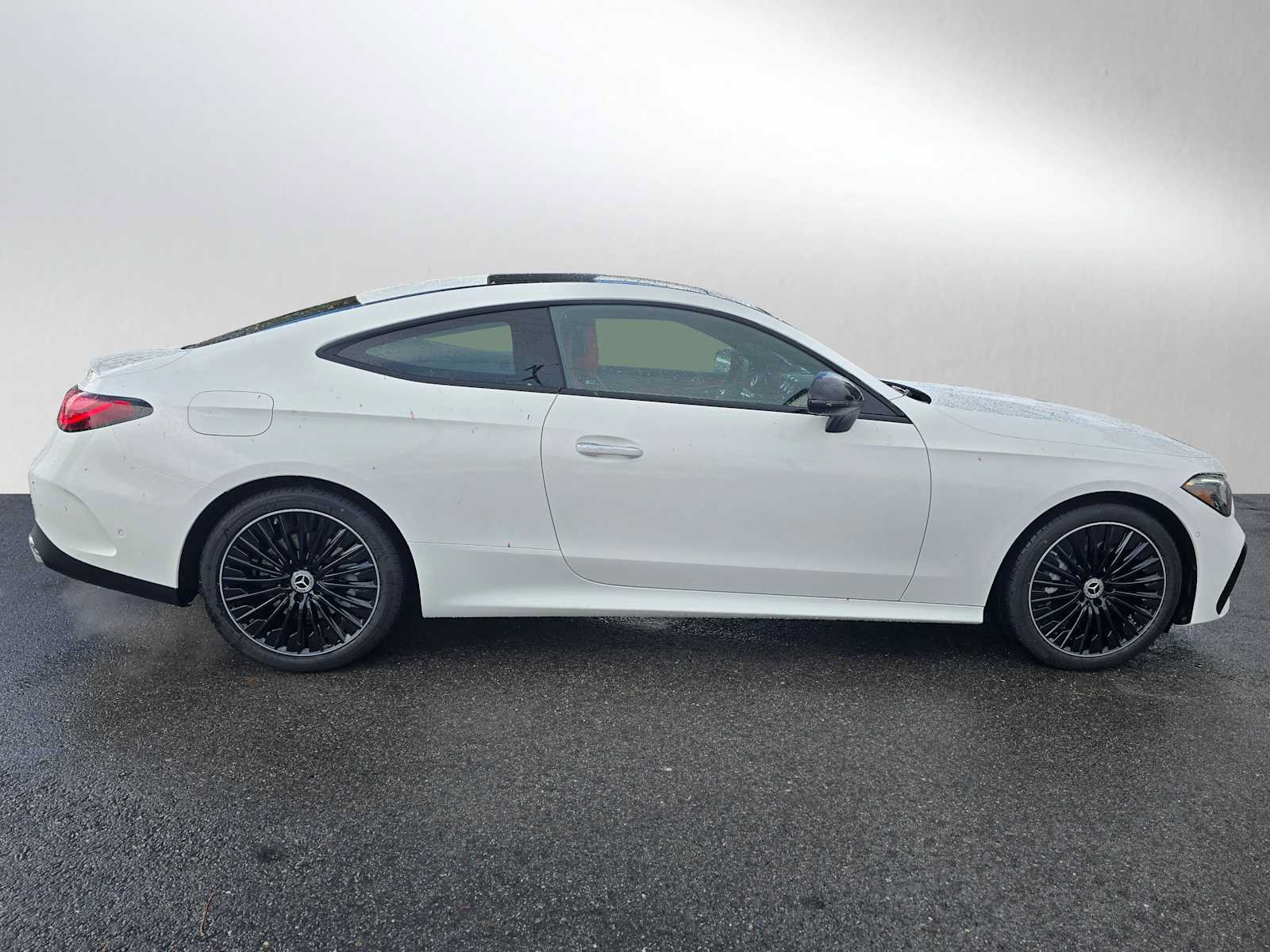 New 2026 Mercedes-Benz CLE 450 4MATIC Coupe image 2