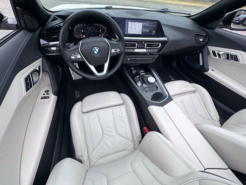 Used 2020 BMW Z4 sDrive30i w/ Convenience Package image 2