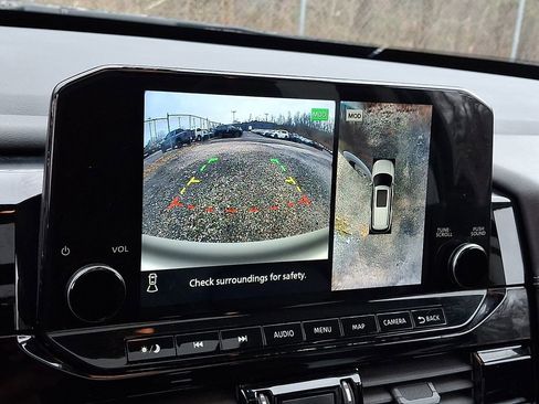 Used 2023 Nissan Pathfinder Platinum w/ Lighting Package (N93) image 20