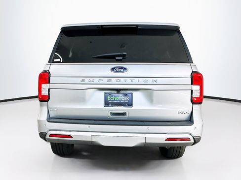 Used 2024 Ford Expedition Max XLT image 7