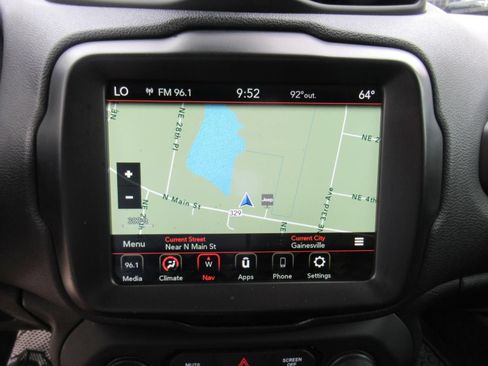 Certified 2023 Jeep Renegade Trailhawk AWD/4WD image 25