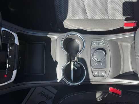 Used 2022 GMC Terrain SLE w/ Driver Convenience Package AWD/4WD image 40