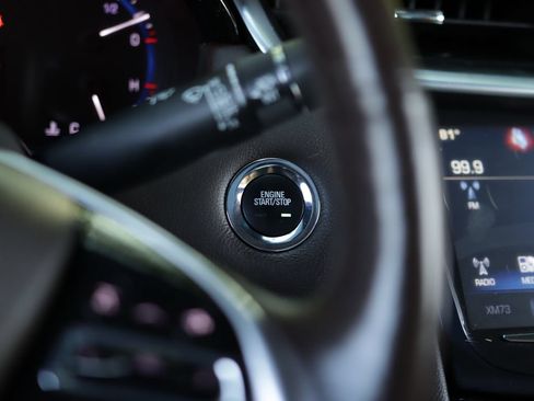 Used 2016 Cadillac XTS Luxury w/ Driver Awareness Package FWD image 17