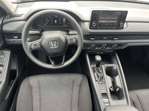 New 2025 Honda Accord SE image 6