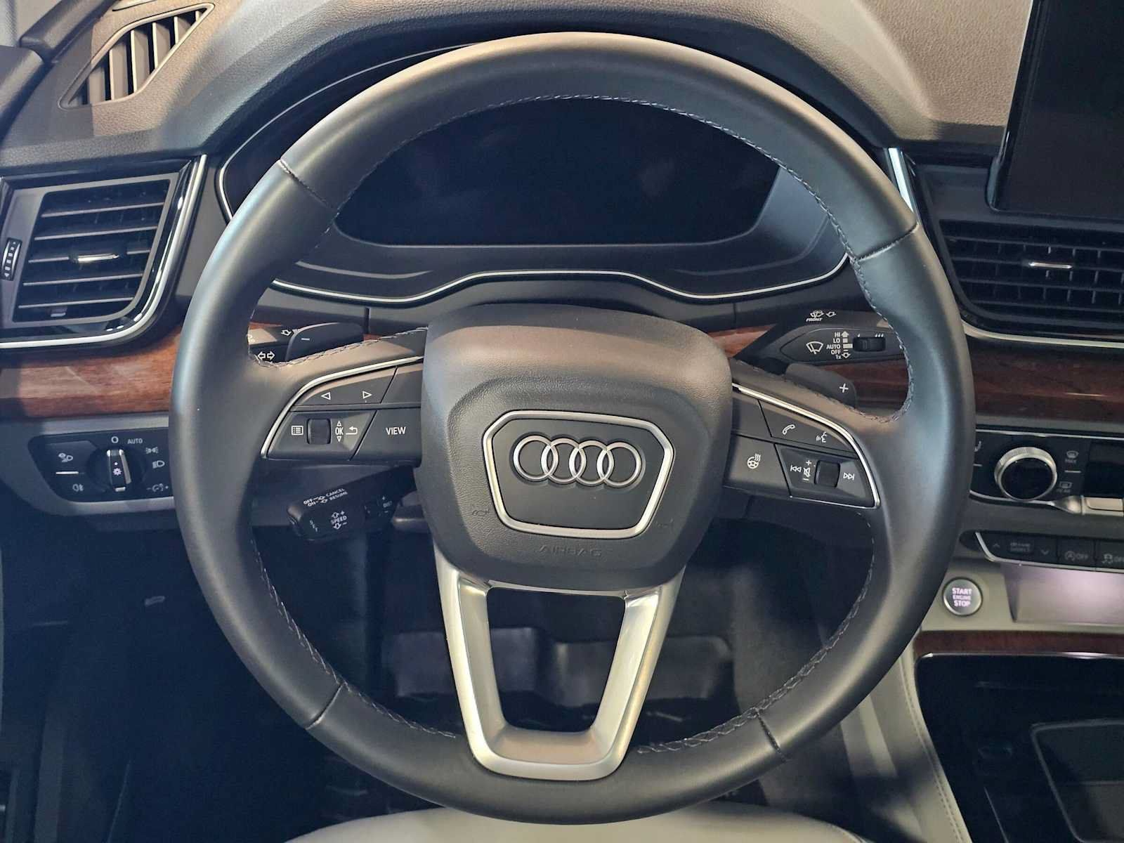 Used 2023 Audi Q5 2.0T Premium Plus w/ Premium Plus Package AWD/4WD image 21