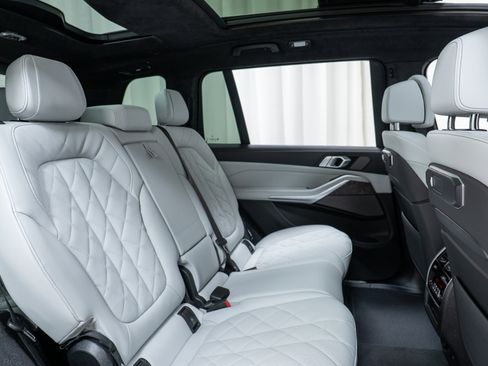 New 2026 BMW X7 xDrive40i w/ M Sport Package image 24