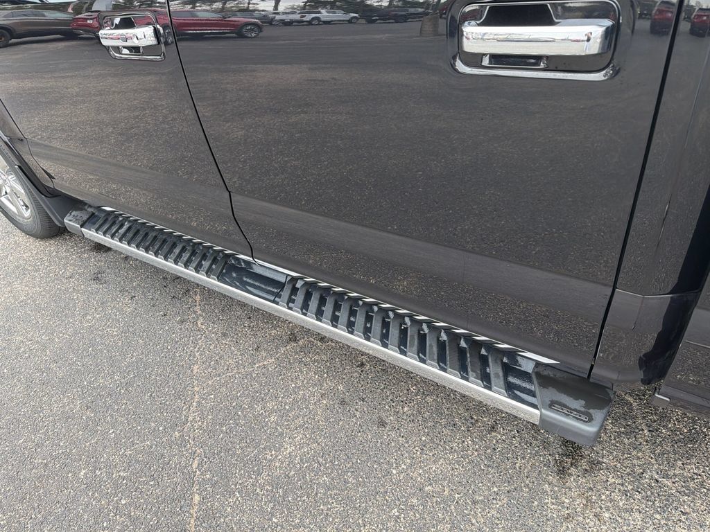 Used 2020 Ford F150 Lariat RWD image 11