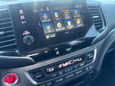 Used 2022 Honda Pilot Special Edition image 13