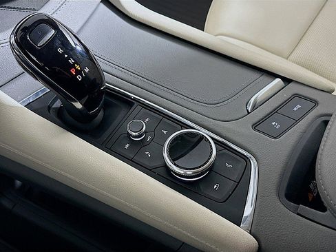 Used 2023 Cadillac XT5 Premium Luxury image 17