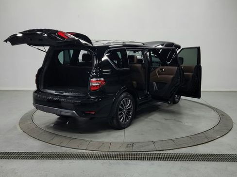 Used 2023 Nissan Armada Platinum w/ Captain's Chairs Package RWD image 14