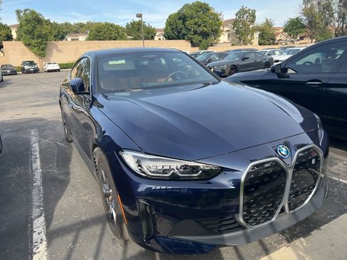 Used 2023 BMW i4 eDrive35 image 2