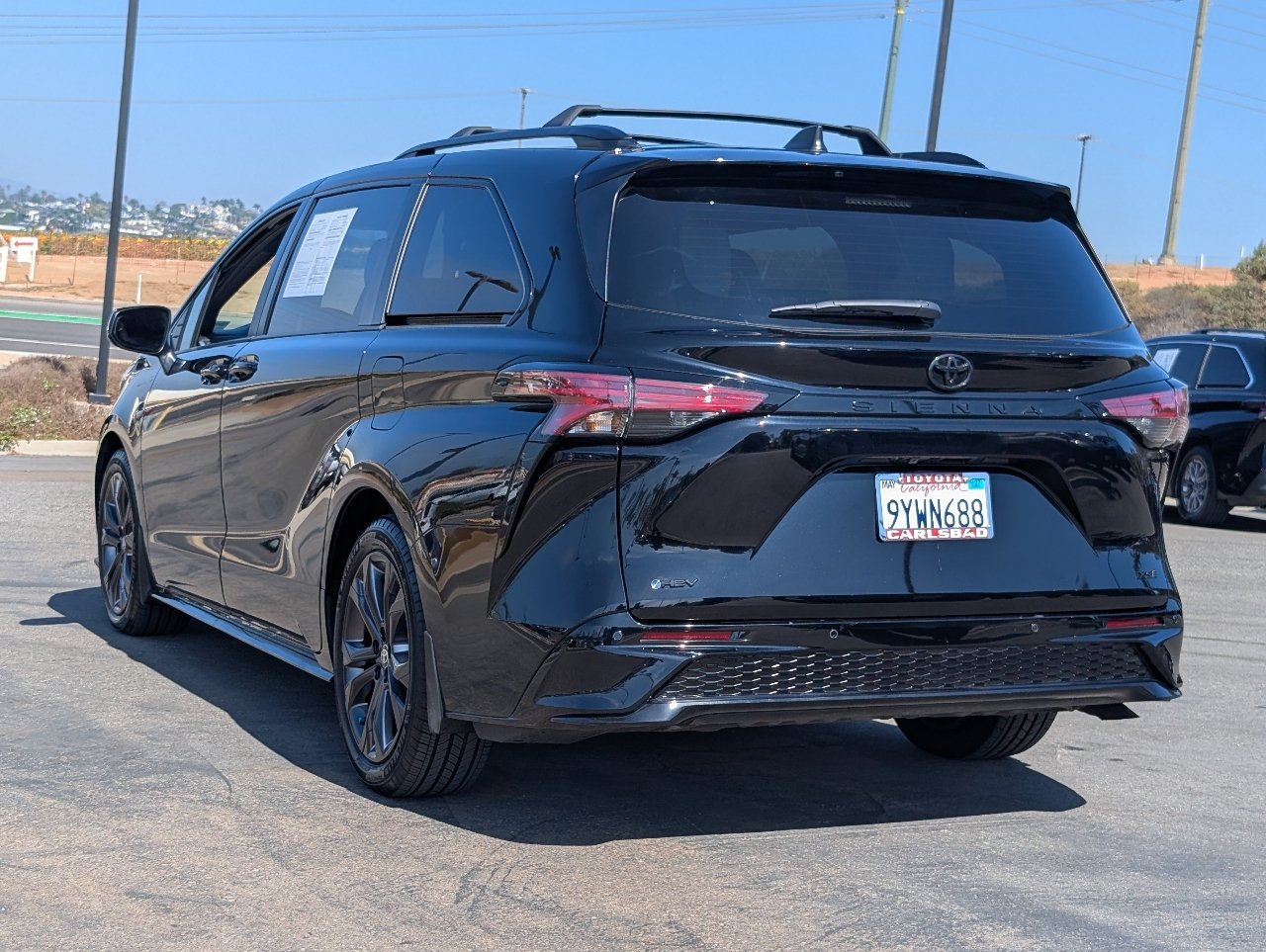 Used 2026 Toyota Sienna XSE FWD image 13