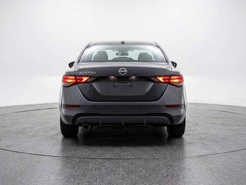 Used 2025 Nissan Sentra SV FWD image 7