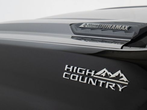 Used 2022 Chevrolet Silverado 2500 High Country w/ Technology Package image 64