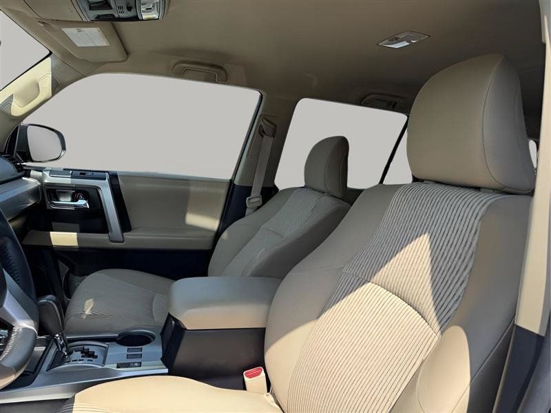 Used 2016 Toyota 4Runner SR5 AWD/4WD image 19