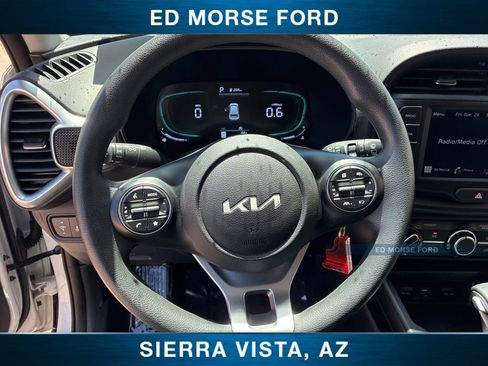 Used 2025 Kia Soul LX FWD image 22
