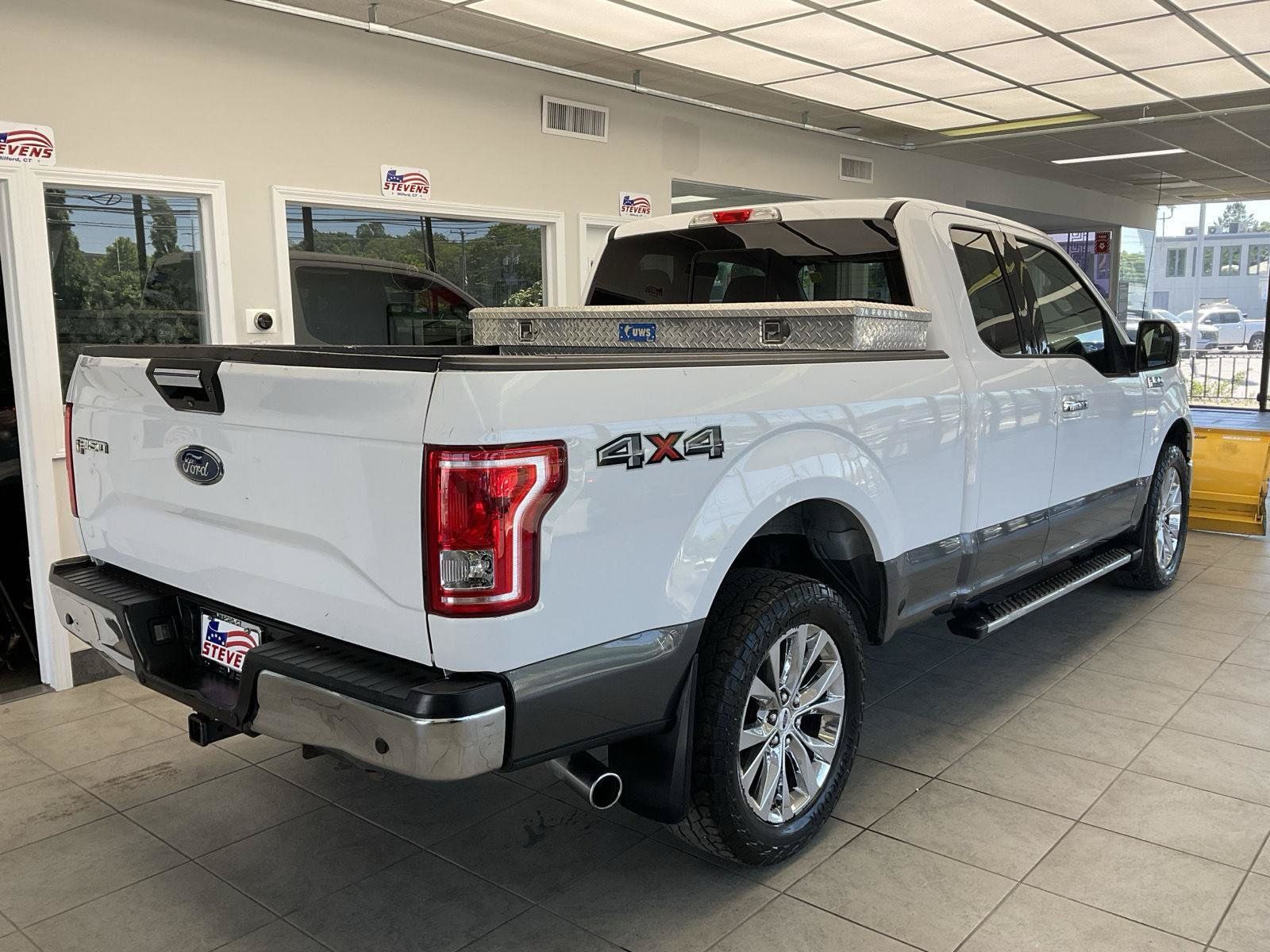 Used 2017 Ford F150 XLT w/ Equipment Group 302A Luxury AWD/4WD image 5