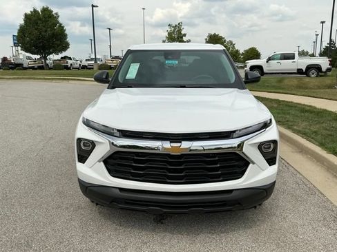 New 2026 Chevrolet TrailBlazer LS w/ LS Convenience Package FWD image 9
