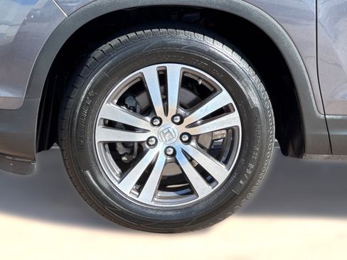 Used 2017 Honda Pilot EX image 13
