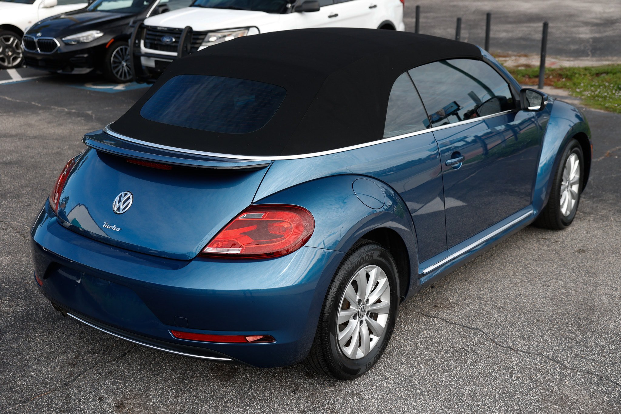 Used 2019 Volkswagen Beetle 2.0T S FWD image 15