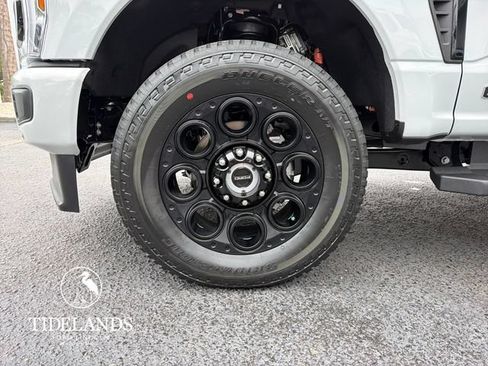 New 2026 Ford F250 Lariat w/ Black Appearance Package AWD/4WD image 30
