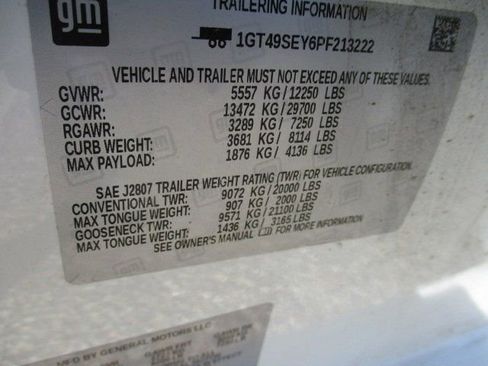 Used 2023 GMC Sierra 3500 Pro w/ Fleet Convenience Package image 7