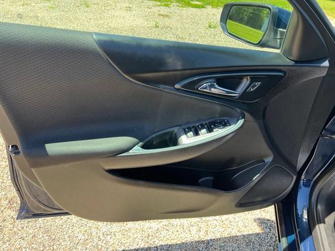 Used 2021 Chevrolet Malibu LT FWD image 20