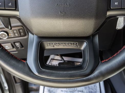 Used 2025 Ford F150 Raptor AWD/4WD image 28