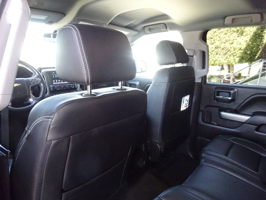 Used 2018 Chevrolet Silverado 1500 LT w/ All Star Edition RWD image 19