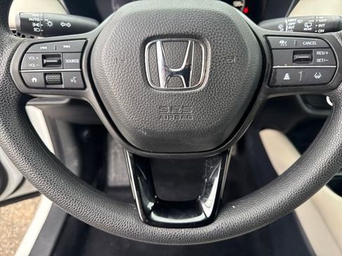 Certified 2023 Honda HR-V LX image 7