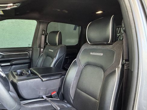 Used 2025 RAM 1500 Laramie AWD/4WD image 15