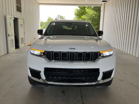 Used 2021 Jeep Grand Cherokee L Limited RWD image 27