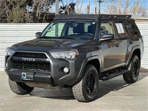 Used 2016 Toyota 4Runner TRD Pro image 6