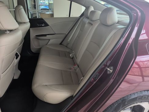 Used 2016 Honda Accord EX-L image 36